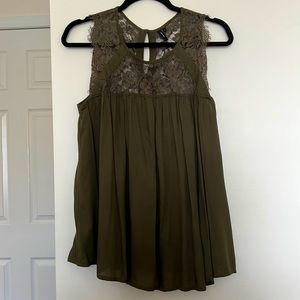 VERO MODA - Sleeveless Lace Top - Khaki Green - Size M